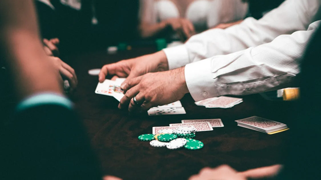 Beyond the Casino Floor: Exploring Non-Gaming Rewards in Casino Loyalty Programs