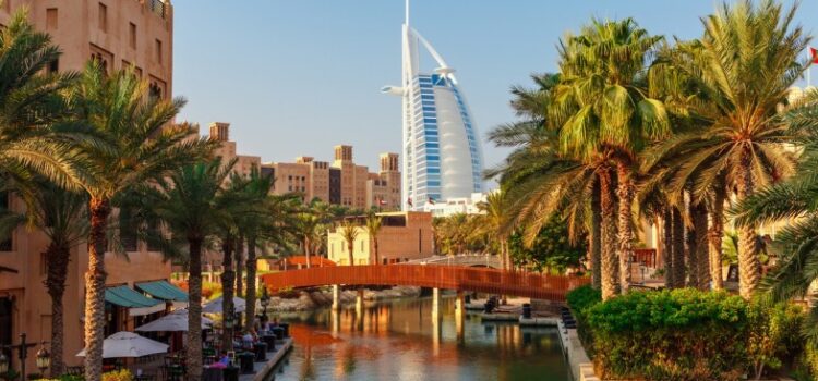 Top 10 Must-See Attractions in Dubai