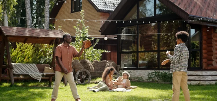 Top 5 Tips for Cleaning Up Your Backyard for Summer Fun